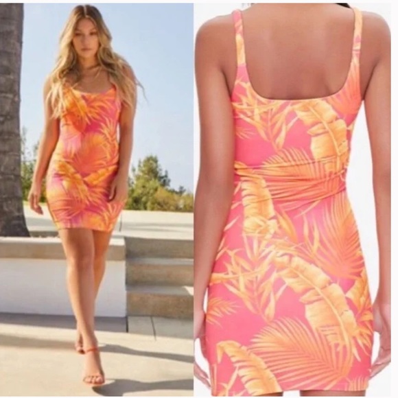 Forever 21 Dresses & Skirts - Forever‎ 21 Tripical Leaf Mini . NWT. Retail 35